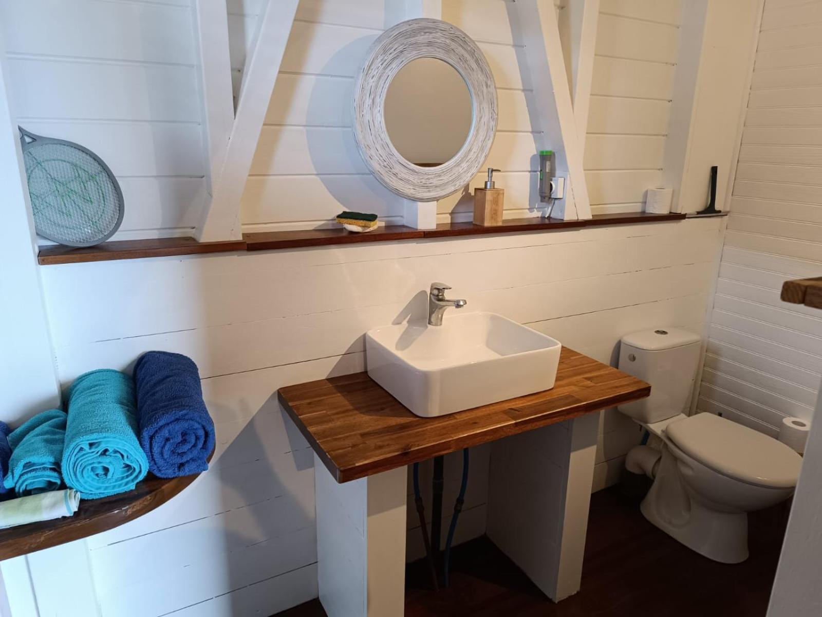 Ti Kaz Anoli Cottage En Bois Avec Vue Sur La Baie Terre-de-Bas Extérieur photo